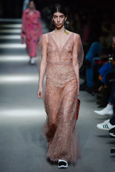Look 66